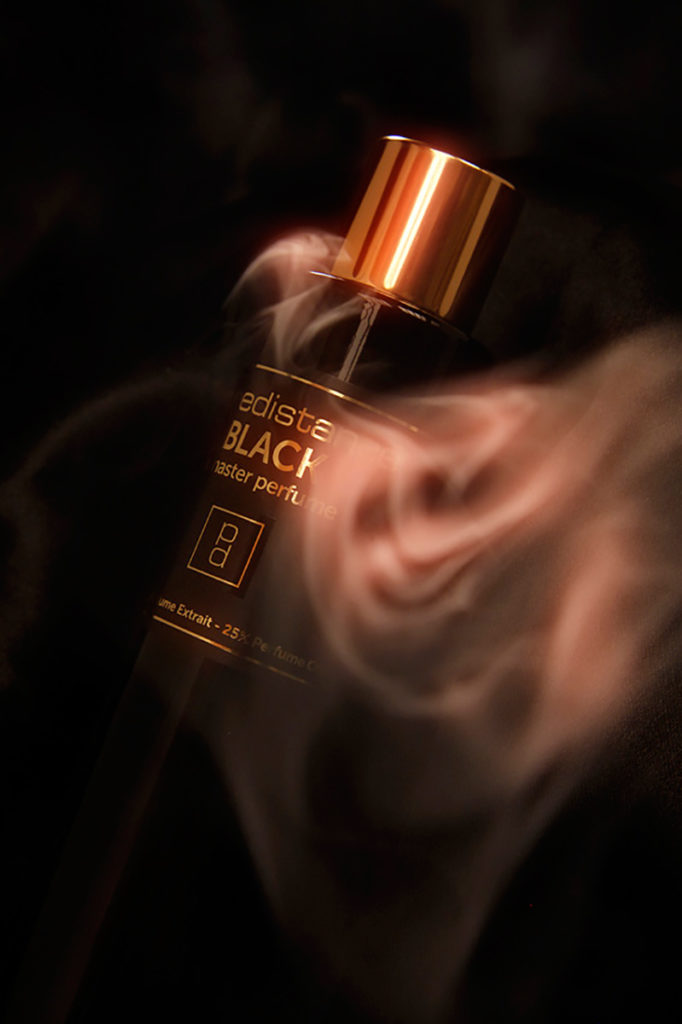 Mysterious Puredistance BLACK Perfume created by Antoine Lie